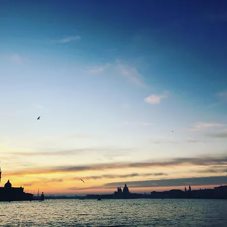 Privacy In - Your To Be Let Alone * Venice