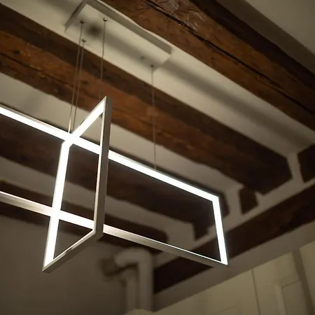 Privacy In - Your To Be Let Alone * Venice